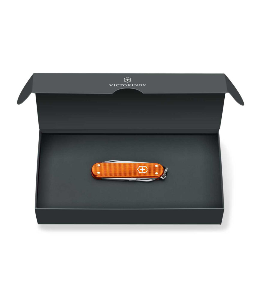 Victorinox Classic Alox Limited Edition 2021 in Tigerorange in Geschenkverpackung